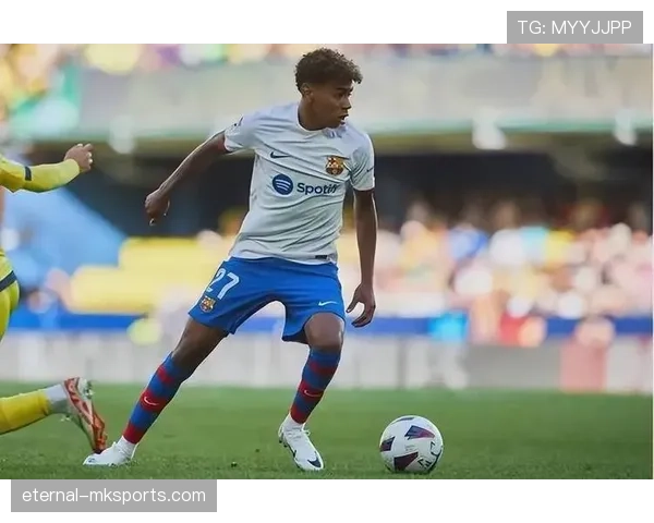 西班牙16岁新星亚马尔持续闪耀赛场,引发足坛广泛关注 西班牙16岁新星亚马尔持续闪耀赛场,引发足坛广泛关注