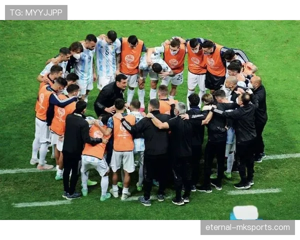 斯卡洛尼战术体系与实战成效解析 斯卡洛尼战术体系与实战成效解析