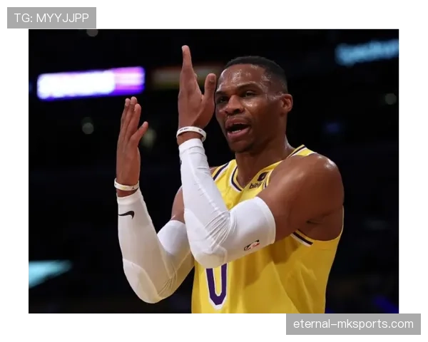 阿玛雷利用高位挡拆制造错位，提升篮下得分效率明显